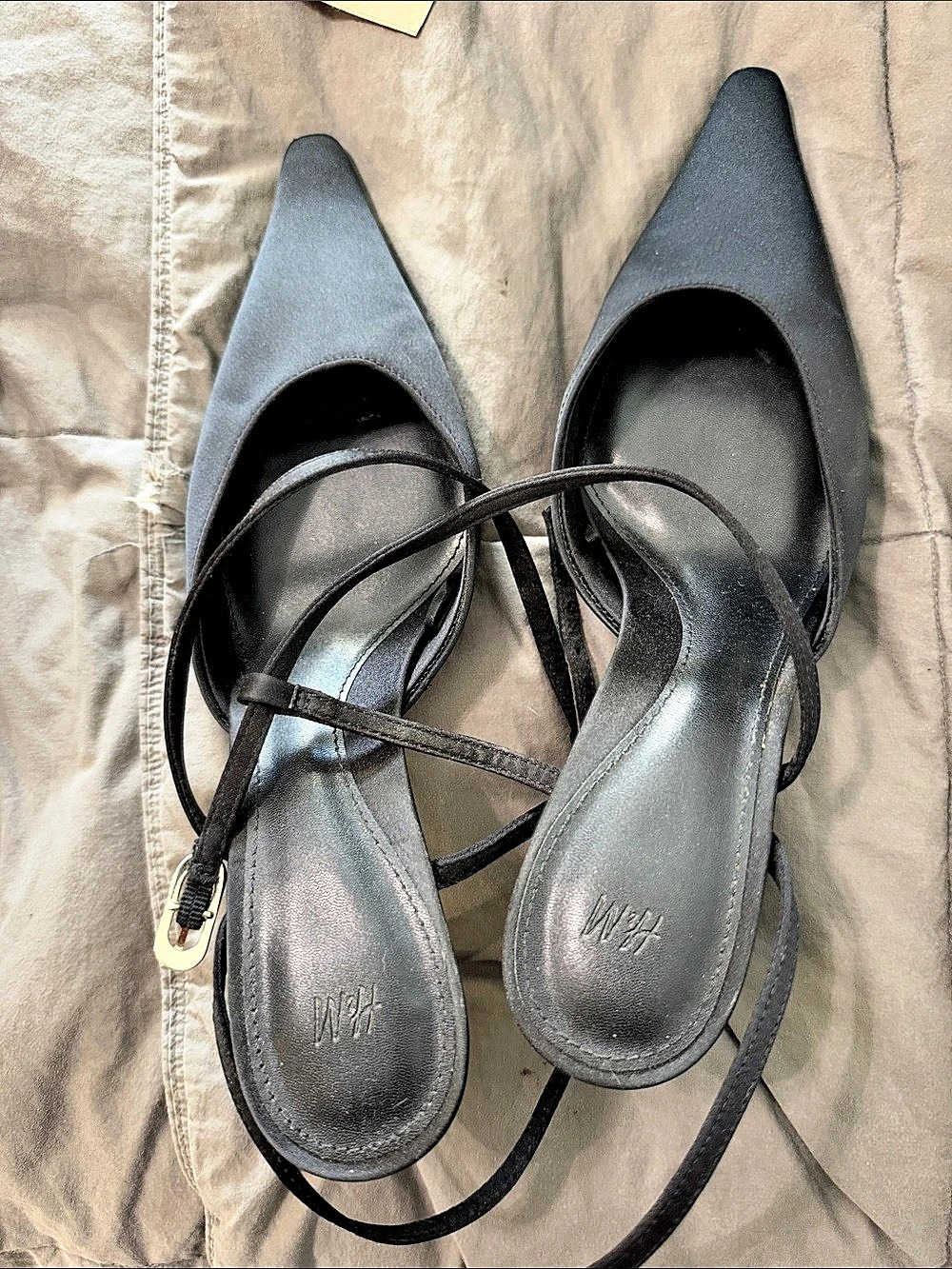 H&M Pointed-Toe Black Heels